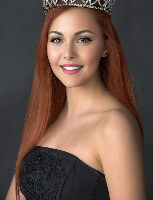 西蒙斯一直 西蒙斯一直